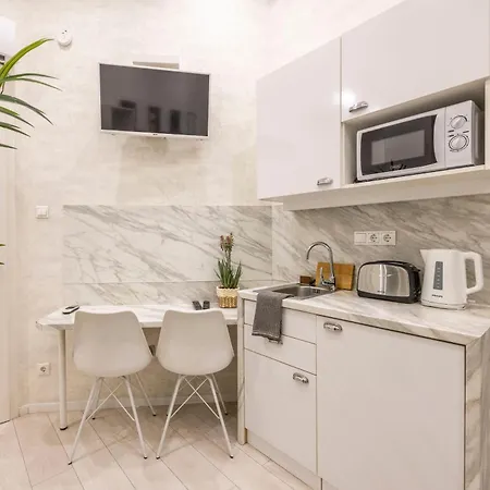 Exclusive Private In The Center Of Bp W 4bedrms, 4 Bathrms Apartmán Budapešť