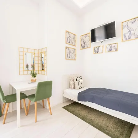 Exclusive Private In The Center Of Bp W 4bedrms, 4 Bathrms Apartmán